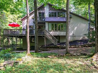 5388 Springview Dr, Fayetteville, NY 13066