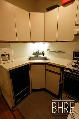 Rented by Brooklyn Heights Real Estate Inc | media 7