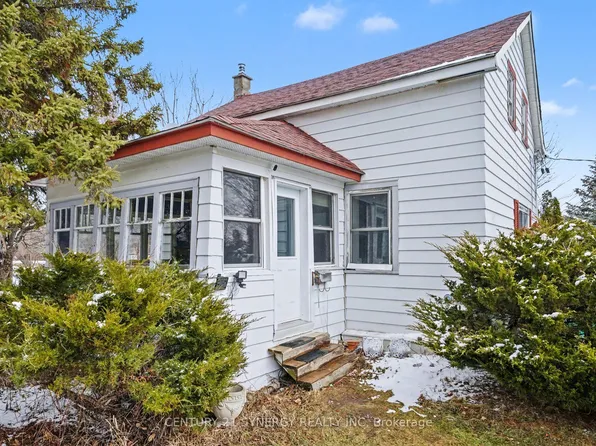 7855 Popham St, Ottawa, ON K0A 3J0