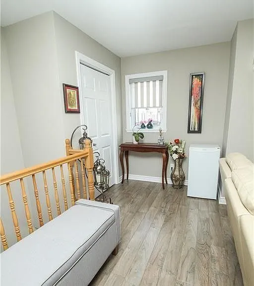 226 1st St W #214 — Photo 8
