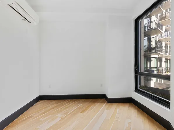 1134 Fulton Street image 7 of 20