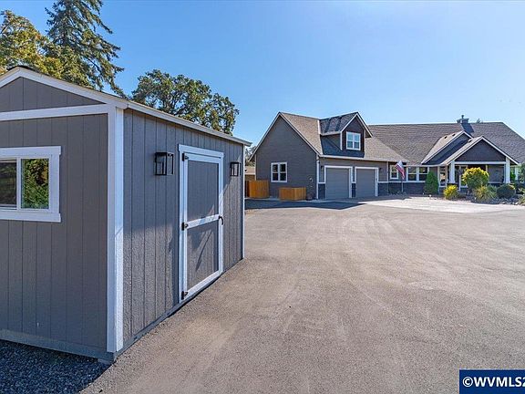 2nd image of 7292 Elmers Ct NE