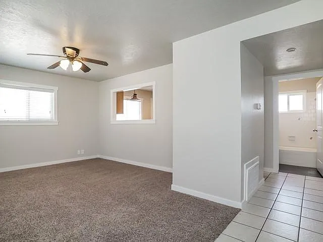 2561 E 6550 S — Photo 2