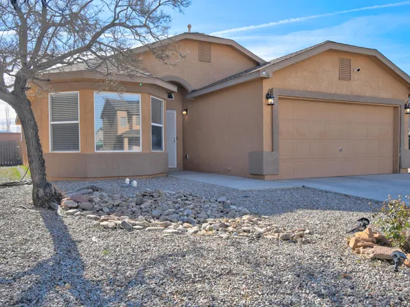 76 Avenida Jardin, Los Lunas, NM 87031