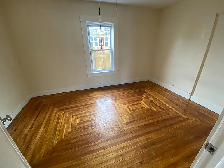 64-Grove-St (20 Forest St) — Photo 16
