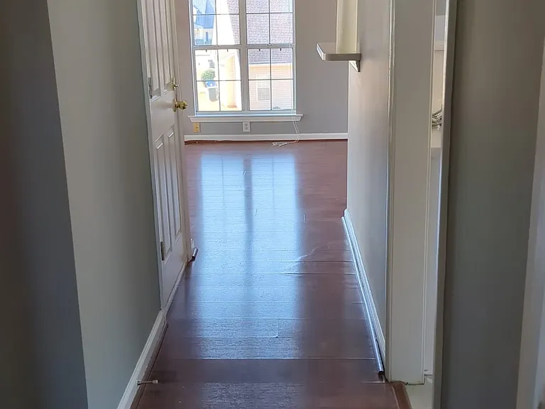 705 Dover Ct — Photo 14