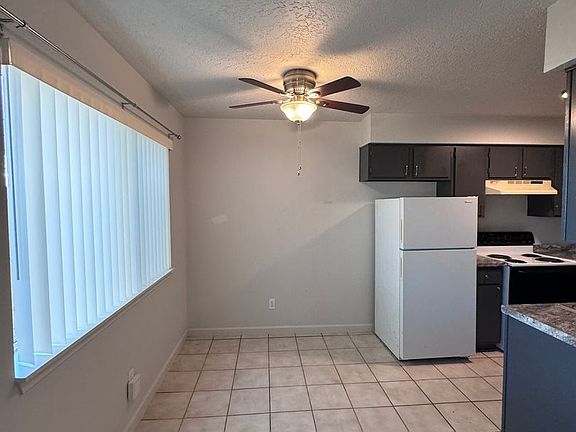 4th image of 250 Village Dr #278