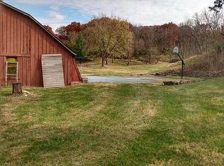 1918 Cook Rd, Saint Joseph, MO 64505