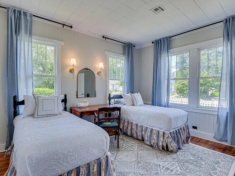 2350 Wrightsboro Rd — Photo 31
