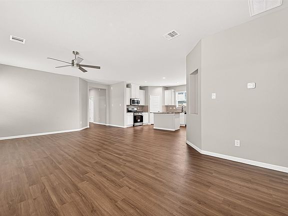 5th image of 217 Green Jupiter Way