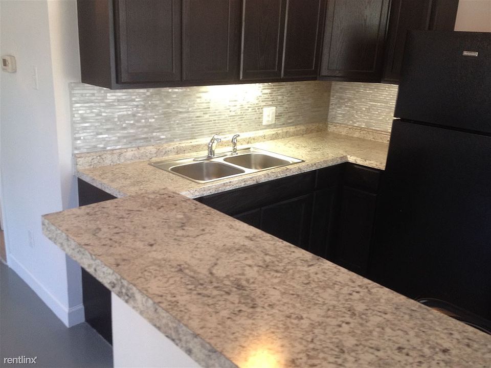 Kitchen (2)