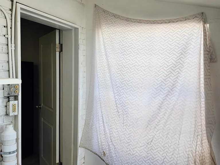 618 N Estrella St — Photo 24
