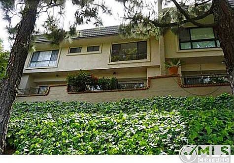 5th image of 754 Ocean Surf Dr