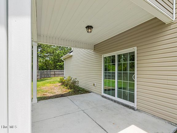 4th image of 127 Pamlico Drive