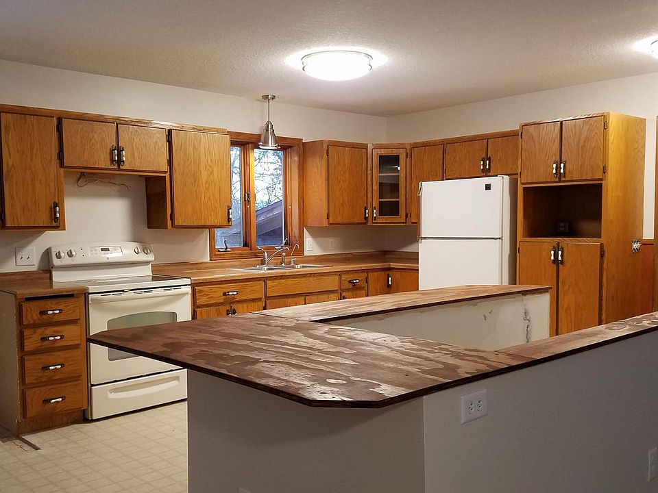 2nd image of 7440 175th Ave SE
