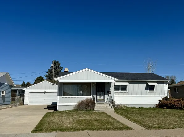 237 18th Ave NW, Great Falls, MT 59404