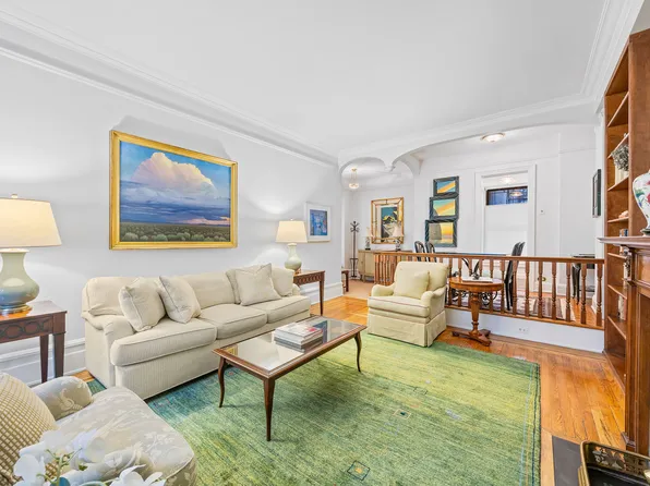 929 Park Avenue image 6 of 10