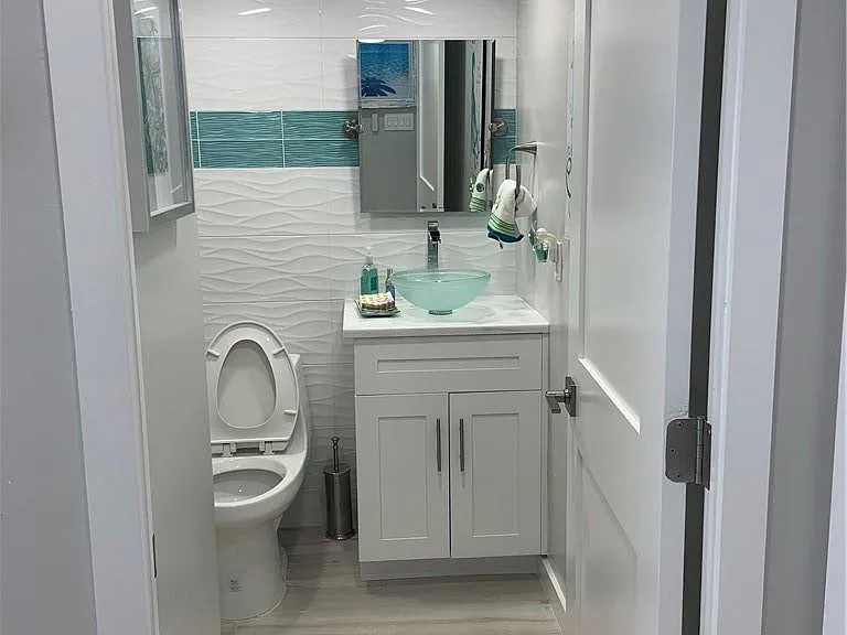 133 N Pompano Beach Blvd #507 — Photo 3