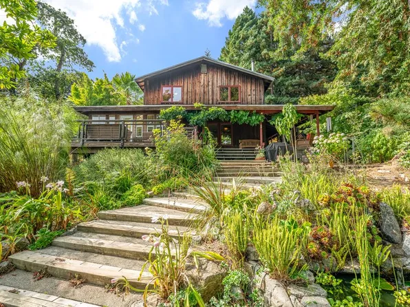 215 Vaca Del Sol, Watsonville, CA 95076