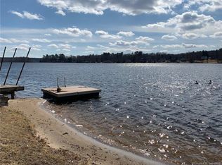 17 Knoll Rd, Moodus, CT 06469