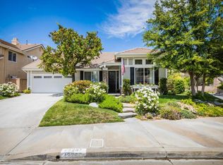 23267 Sherwood Pl, Santa Clarita, CA 91354