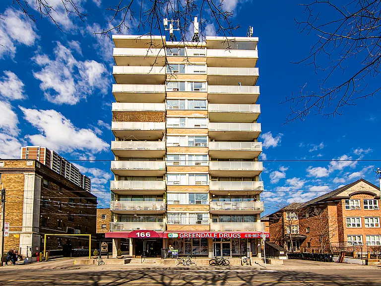 166 Carlton St #907 — Photo 11