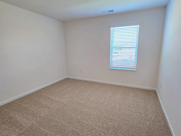 877 Bullhorn Dr — Photo 29