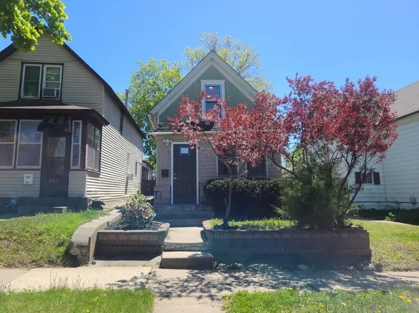 900 Geranium Ave E, Saint Paul, MN 55106