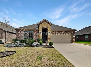 3112 Aransas Ave, Aubrey, TX 76227