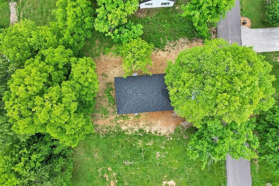 1st image of 22 Ingleside Ave