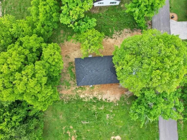22 Ingleside Ave, Englewood, TN 37329