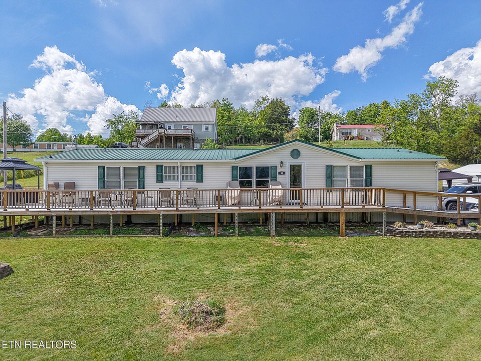 1st image of 31 Dearstone Dr