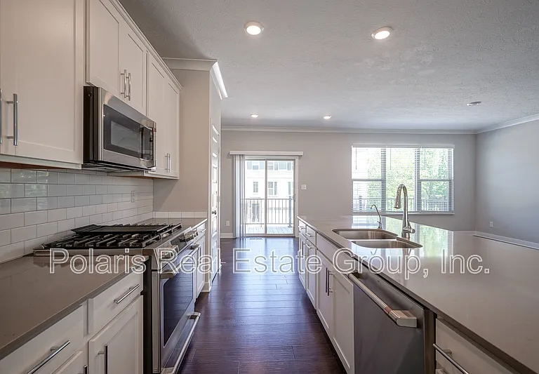 8239 Bostic Dr — Photo 14