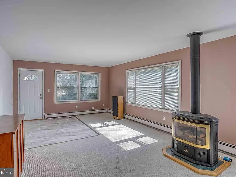 74 S Fairfield Dr — Photo 12