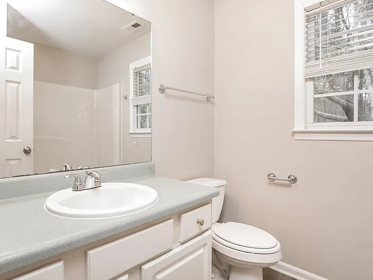 1204 Cleason Ct — Photo 17