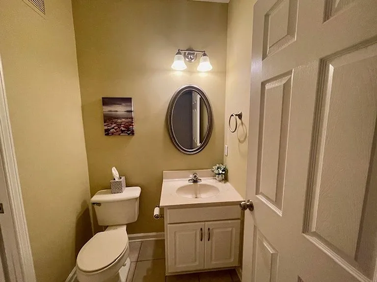 4801 Lyons View Pike #B101 — Photo 12