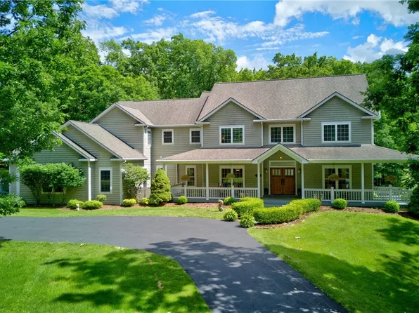 153 Estates Dr, Elmira, NY 14903