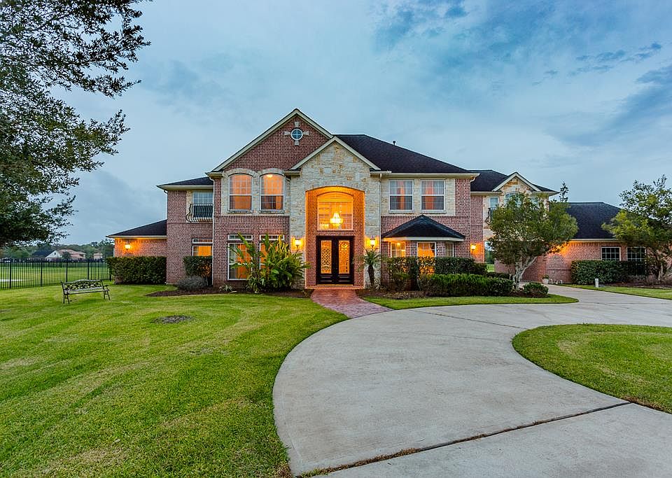 1st image of 4627 Creek Point Ln