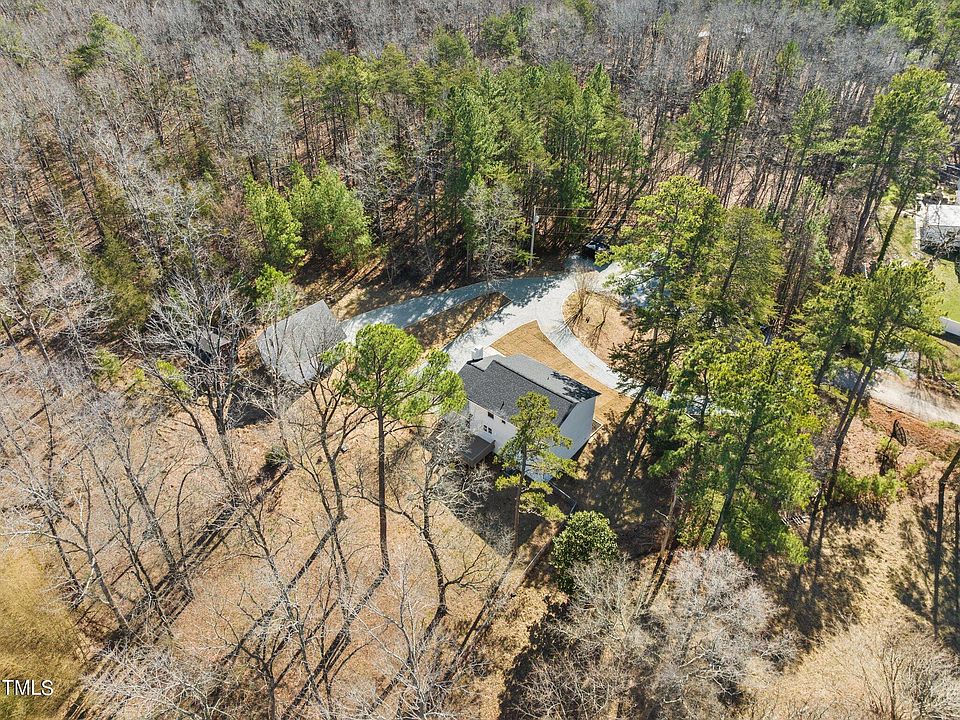 1st image of 5 Bracken Ridge Pl