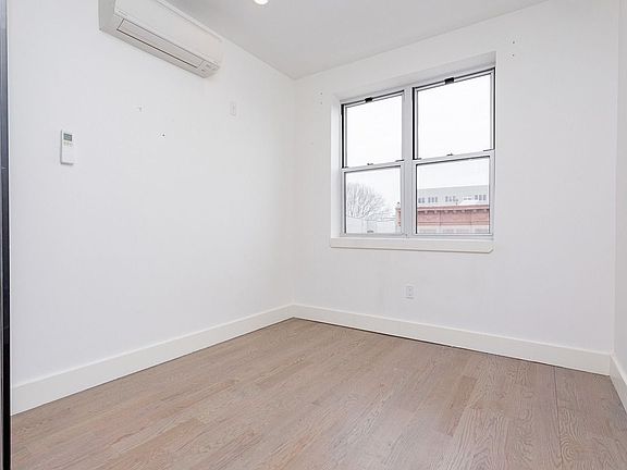 3rd image of 824 Saint Johns Pl #7G
