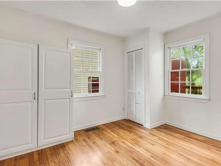 850 Flat Shoals Way — Photo 17