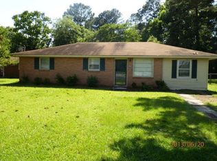 630 Dogwood Dr, Sumter, SC 29150