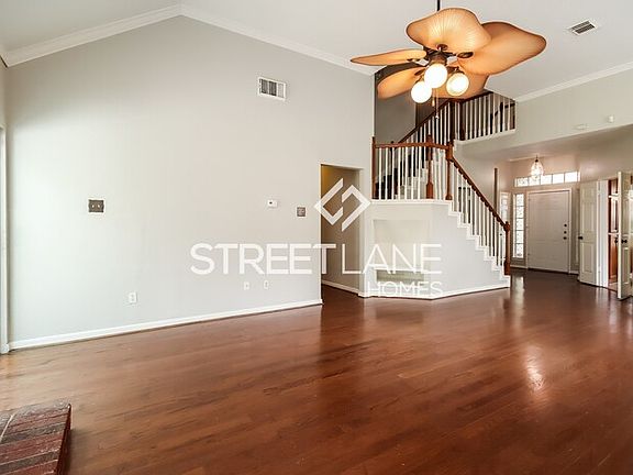 4th image of 8622 Plum Lake Dr
