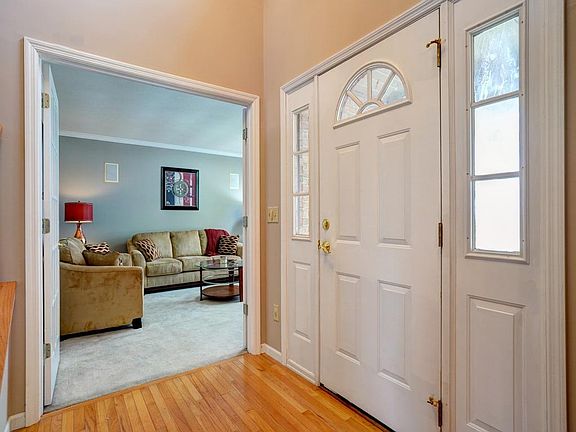 2nd image of 4707 Peak Dr