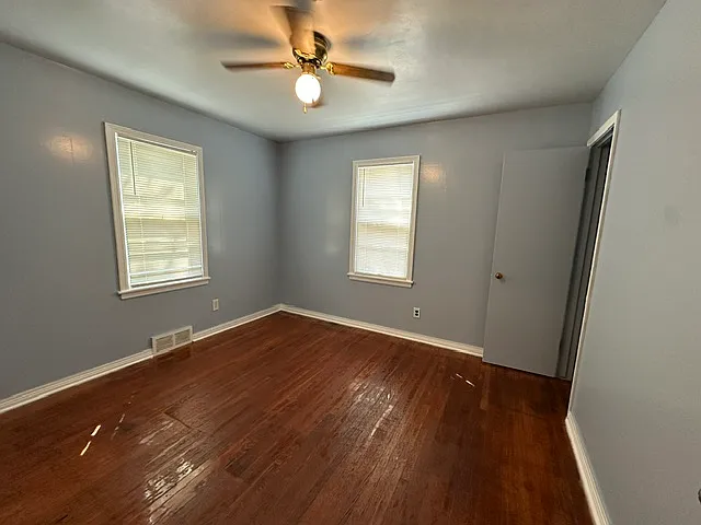 2308 S Grove St — Photo 9