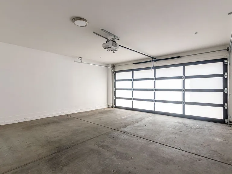 The Aeries Townhome Apartments — Photo 26