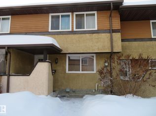 Woodborough Way, Edmonton, AB T5Y 1N2