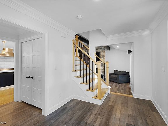 5th image of 167 Glenview Dr