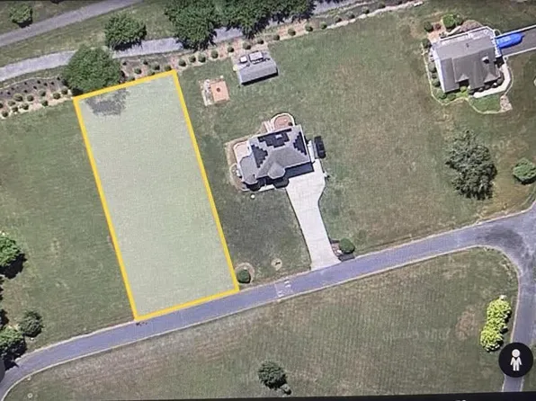 Bay Cir, Earleville, MD 21919