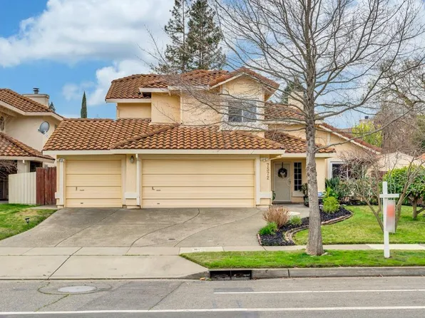 7572 Pocket Rd, Sacramento, CA 95831